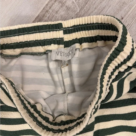 Green and White Striped Shorts - Picture 3 of 4